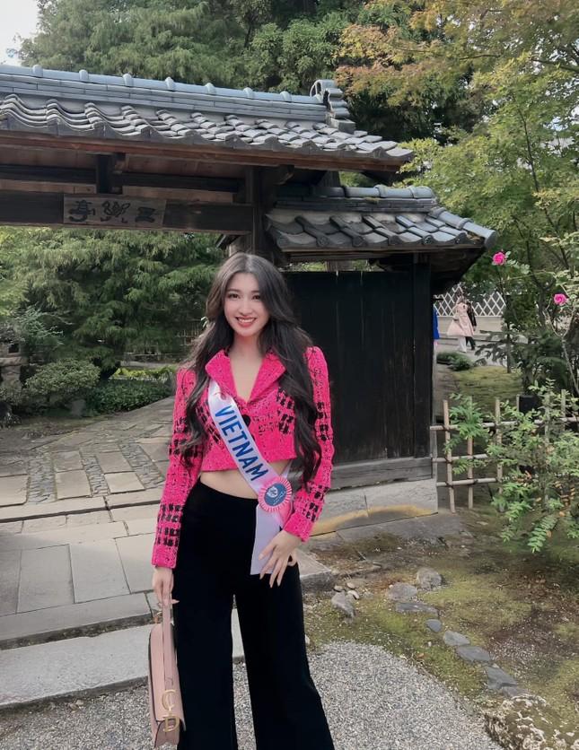 Á hậu Phương Nhi: Tôi buồn vì sơ suất trong phát ngôn-4