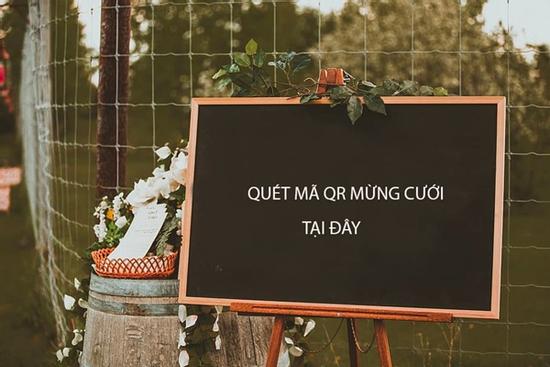 Nhờ mừng cưới người em quen biết, tá hoả nghe lời nhắn nhủ quét mã QR