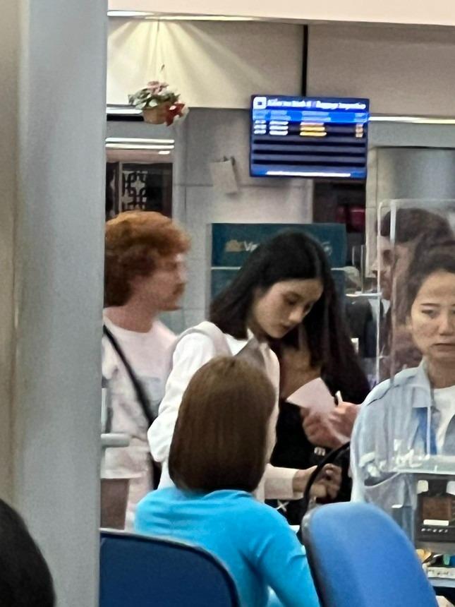 Hoa hậu Ý Nhi xuất hiện sau 3 tháng-3