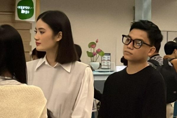 Video Hoa hậu Ý Nhi và bạn trai ở sân bay-1