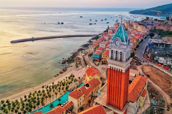 Khách Việt sốc với giá vé chặng Hà Nội-Phú Quốc gần 9 triệu đồng-3