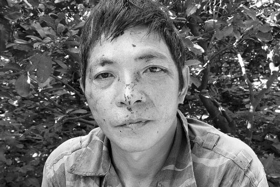 Đánh vợ tử vong vì không cho sử dụng điện thoại