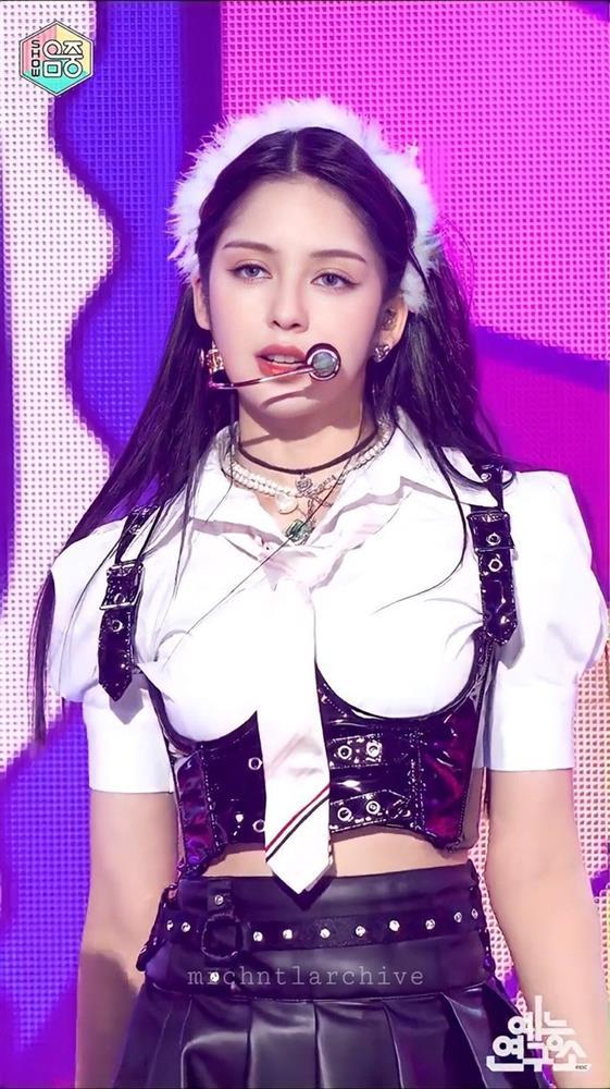 Vượt mặt Lisa (BlackPink), ai là nữ hoàng K-Pop 2023?-1
