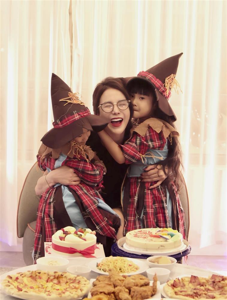 Diệp Lâm Anh hạnh phúc tổ chức sinh nhật đơn sơ cho hai con tại gia-2