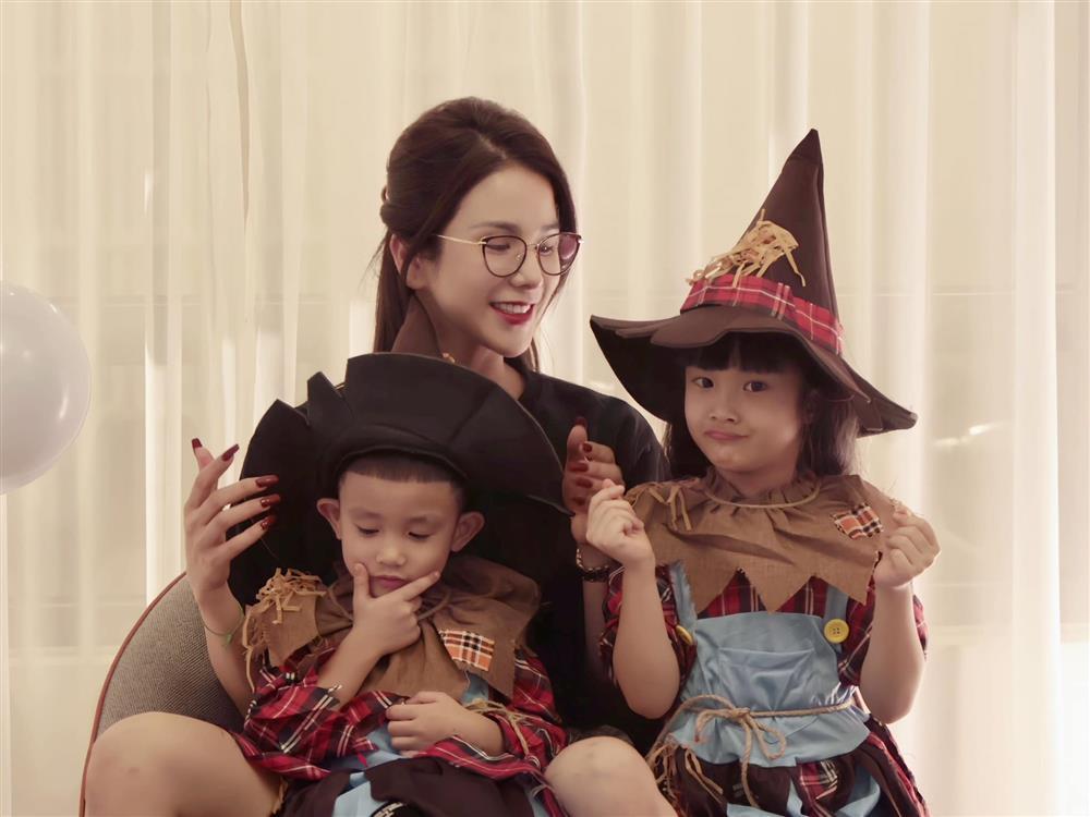 Diệp Lâm Anh hạnh phúc tổ chức sinh nhật đơn sơ cho hai con tại gia-4