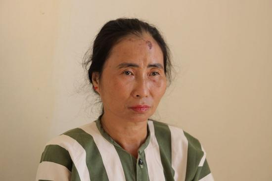 Chị gái móc họng em ruột và cháu để 'trục quỷ' khiến hai người tử vong