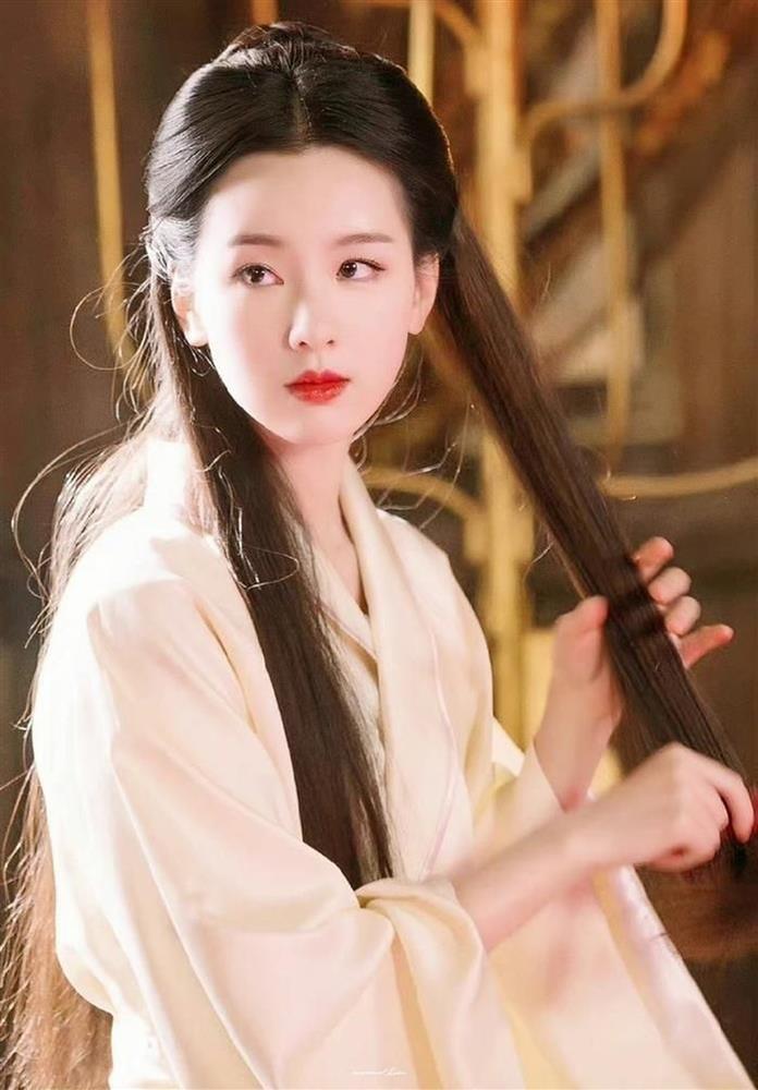 Vẻ đẹp mong manh của mỹ nhân thay thế Triệu Lệ Dĩnh trong Hoa Thiên Cốt-3