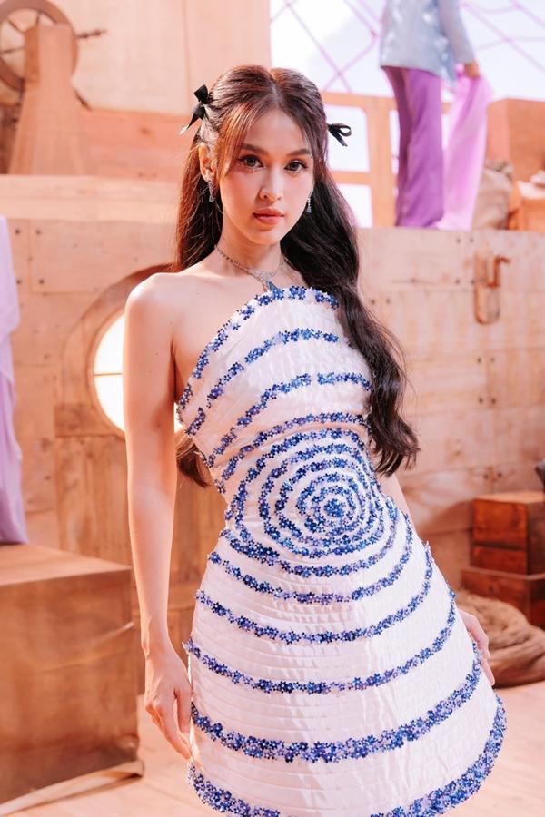 Tú Vi khoe giao diện gái một con nổi bật giữa dàn Chị Đẹp Đạp Gió Rẽ Sóng-6