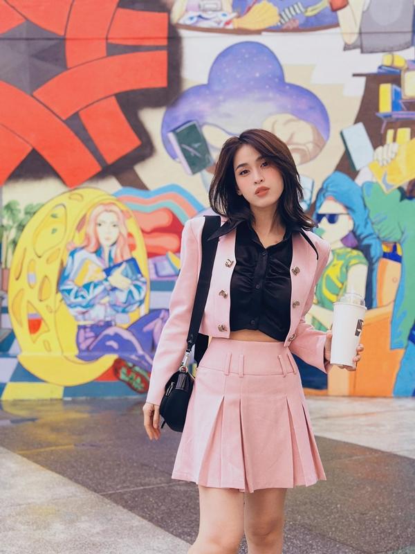 Tú Vi khoe giao diện gái một con nổi bật giữa dàn Chị Đẹp Đạp Gió Rẽ Sóng-7