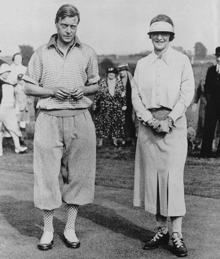 Xu hướng giày hai tông màu lấy cảm hứng từ hoàng gia-1