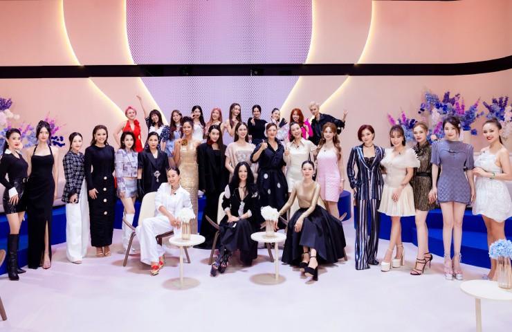 4 Chị Đẹp Đạp Gió được khán giả Trung khen ngợi: Huyền Baby xinh như búp bê-2