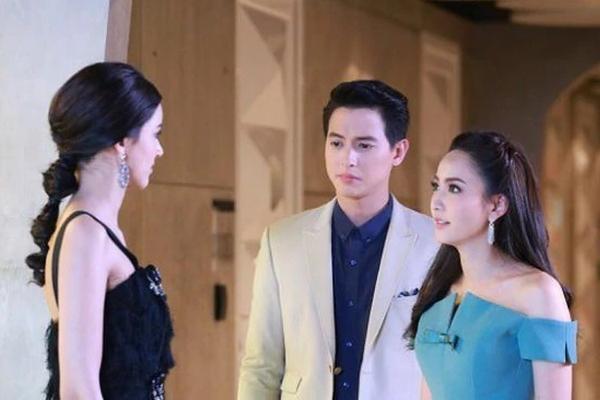 Đêm tân hôn, mẹ chồng bắt tôi ký vào giấy cam kết trong đau đớn-2