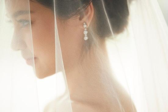 Đêm tân hôn, mẹ chồng bắt tôi ký vào giấy cam kết trong đau đớn