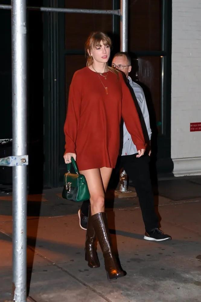 Những trang phục phong cách Taylor Swift đáng thử trong mùa thu này-3