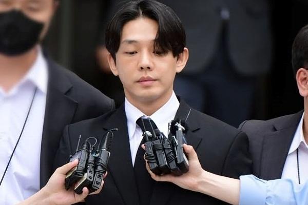 Yoo Ah In tiều tụy trước phiên tòa thứ hai về cáo buộc sử dụng ma túy-4