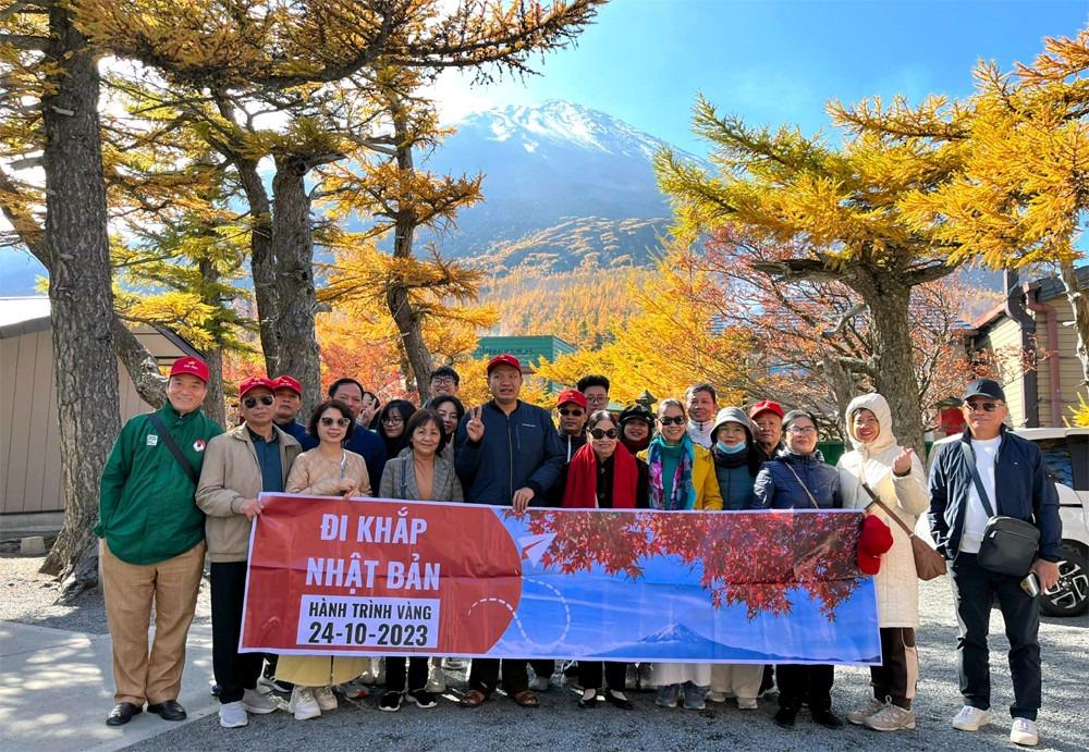 Khách đoàn Việt Nam xin e-visa vào Nhật Bản chỉ mất 5 ngày-1