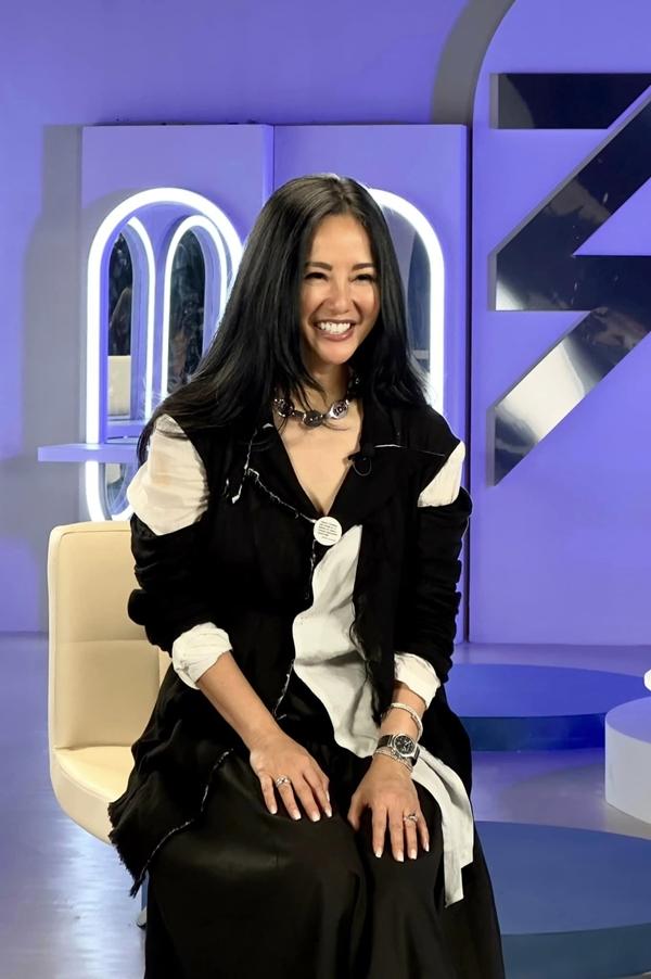 Hồng Nhung hỏi 1 câu mà dàn cố vấn Chị Đẹp Đạp Gió Rẽ Sóng toát mồ hôi-3