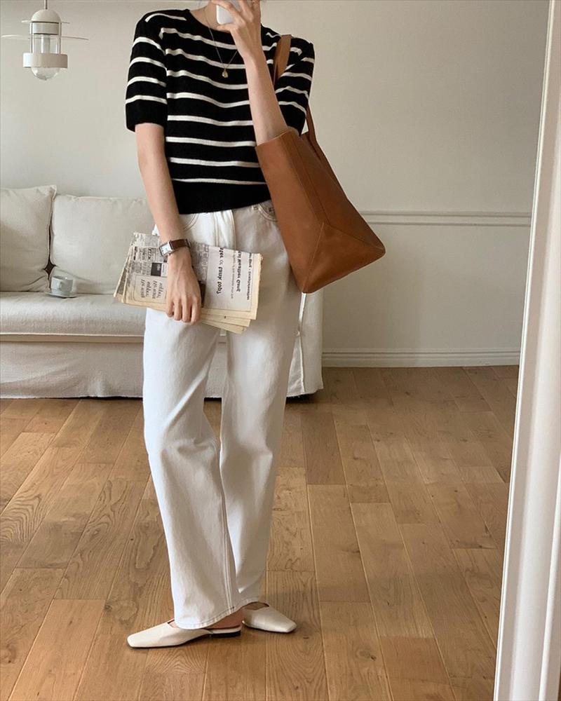 Áo kẻ ngang - xu hướng của mùa lạnh 2023 và 10 cách diện đẹp-10