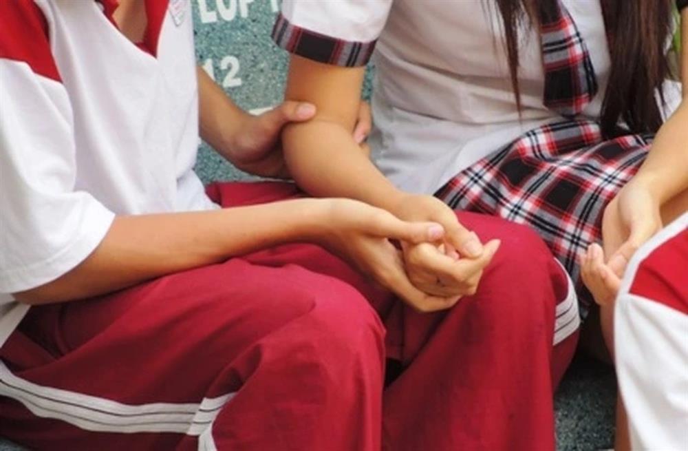 Học trò tuổi teen chưa kịp yêu đã... có chửa mất rồi!-2