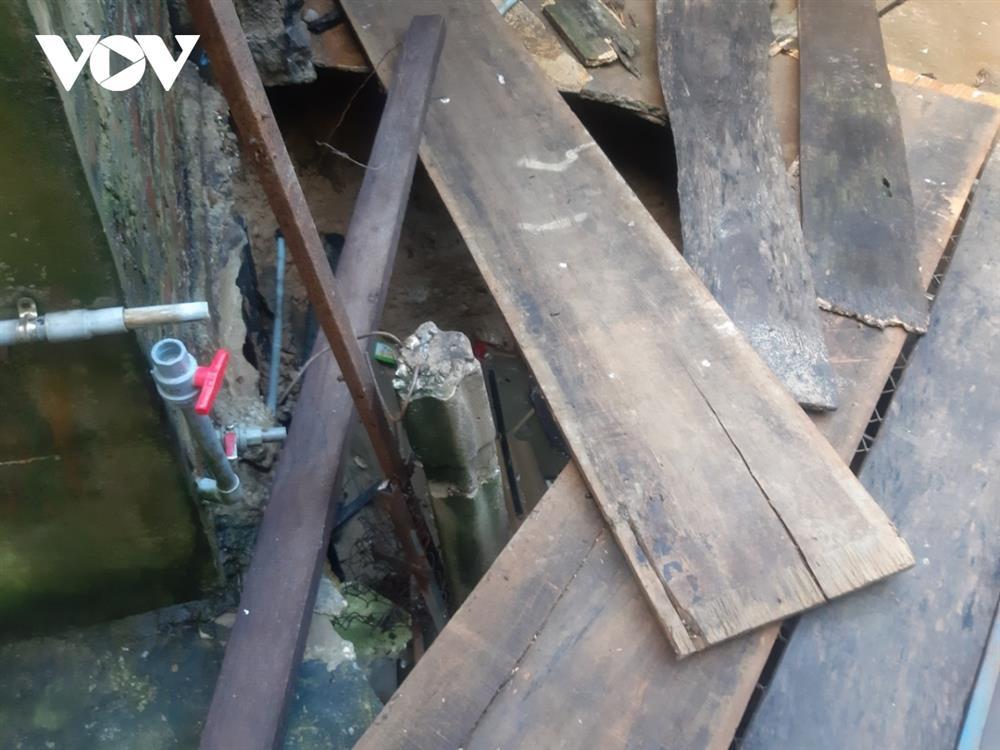 Sụt giếng nước sinh hoạt, 2 người rơi xuống tử vong-1