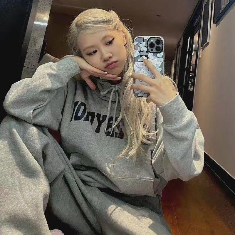 9 cách diện áo nỉ tôn dáng, trẻ trung như BLACKPINK-5