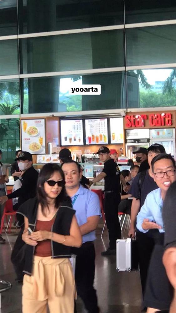 Nữ hoàng gợi cảm Lee Hyori đến TP HCM-2