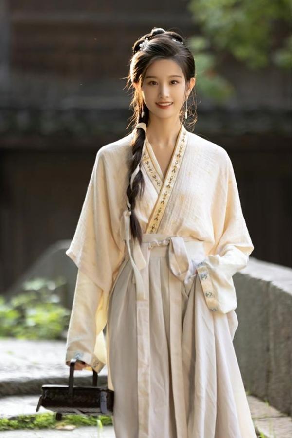 Tử vi thứ Bảy ngày 4/11: 3 con giáp qua cơn bĩ cực đến hồi thái lai, đón siêu bão TÀI VẬN-1