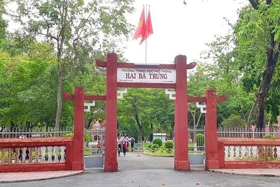 Vụ nữ giáo viên bị 'khoá tay' cưỡng chế khỏi lớp học: Kỷ luật hiệu trưởng