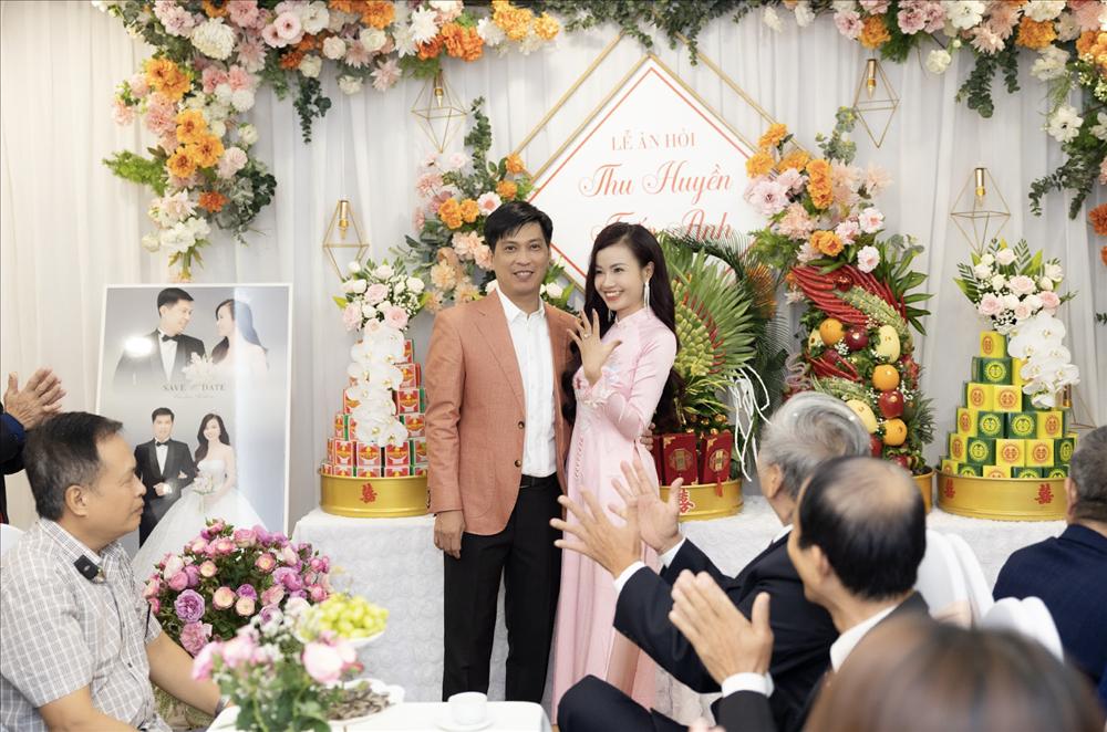 Ca sĩ Tuấn Anh - Sao Mai 2005 lên xe hoa lần 2 với vợ doanh nhân-2