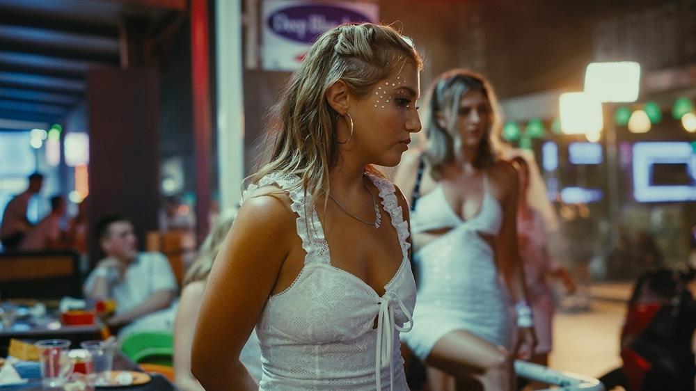 How to Have Sex: Phim điện ảnh được khen ngợi và gây bàn luận của năm-2