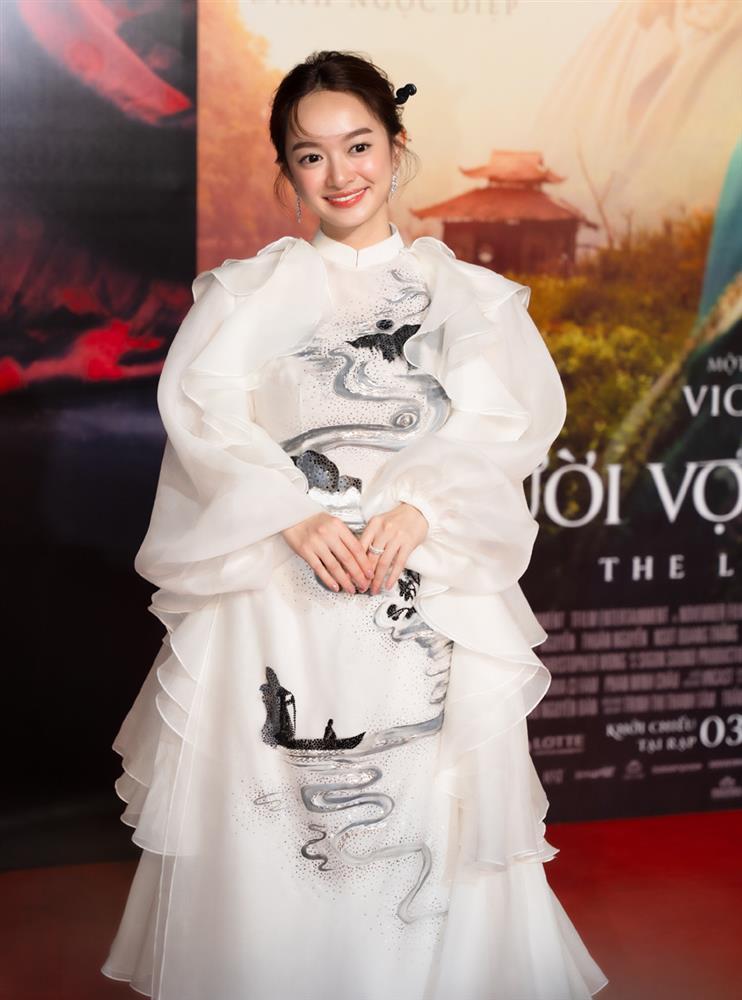 Nhan sắc đời thực của diễn viên cao 1m50 đóng phim Người Vợ Cuối Cùng-3