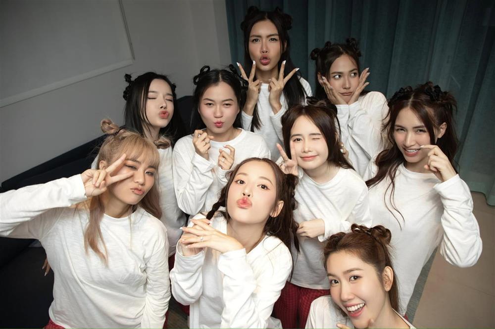 Dàn sao dự tiệc độc thân hài hước có 1-0-2 của Puka và Gin Tuấn Kiệt-3