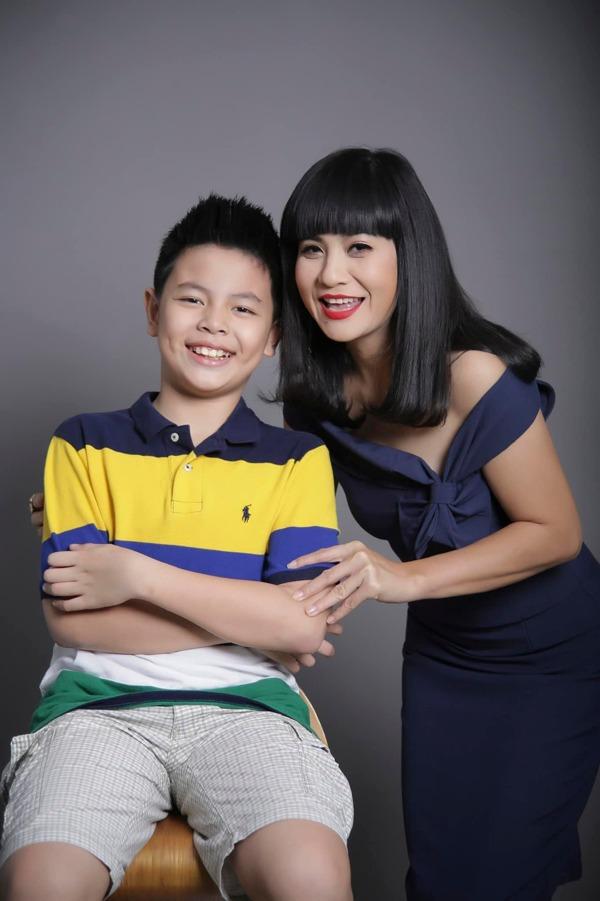 Sao Việt ly hôn chóng vánh: Cát Phượng U60 cô đơn, Thái Hòa kín tiếng bên vợ trẻ-1