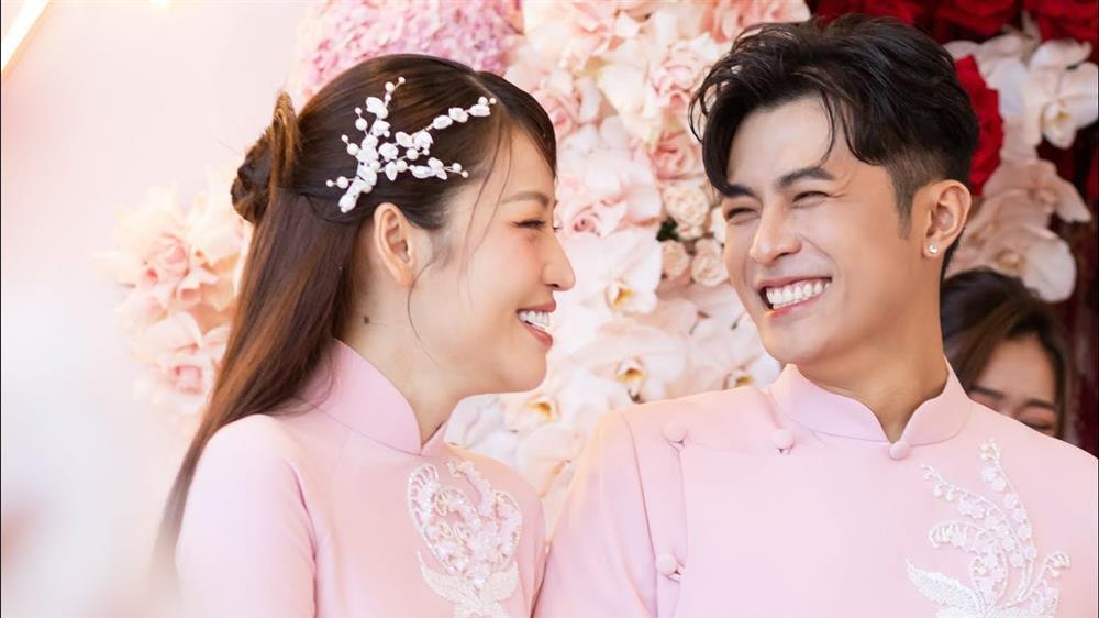 Trước giờ G đám cưới Puka - Gin Tuấn Kiệt: Cả showbiz hội tụ, 2 sao nữ bị đồn nghỉ chơi cô dâu vẫn chưa xuất hiện-7