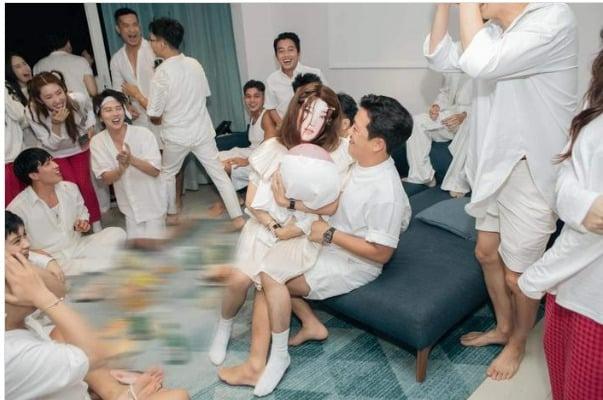 Dàn sao Việt quậy tưng bừng, chơi quên lối về trong lễ cưới Puka và Gin Tuấn Kiệt-5