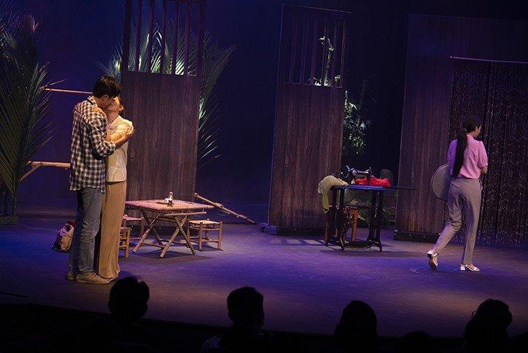 Liên tục bị ghép đôi, Khả Như - Huỳnh Phương nhóm FAPtv vẫn im lặng như tờ-5