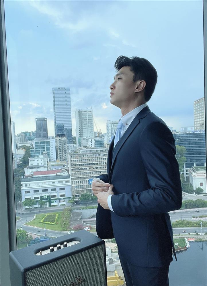 Đọ body 6 múi, tài sản khủng của 2 MC Việt bị chê mặt đẹp, dẫn đơ-5