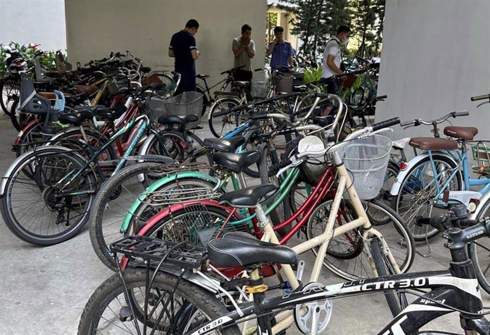 Mượn ô tô của bạn gái để trộm xe đạp đắt tiền ở chung cư-2