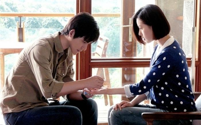 Giận dữ vì chiếc nhẫn cầu hôn của bạn trai-1