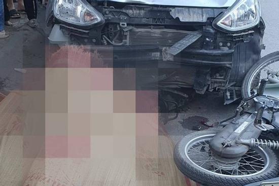 Ô tô đâm điên loạn khiến 4 người thương vong ở Vĩnh Phúc