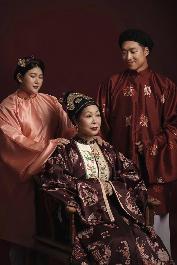 Giảm 14kg ngoạn mục, sau nửa năm, sắc vóc đời thực của NSND Hồng Vân thay đổi gây ngỡ ngàng-11