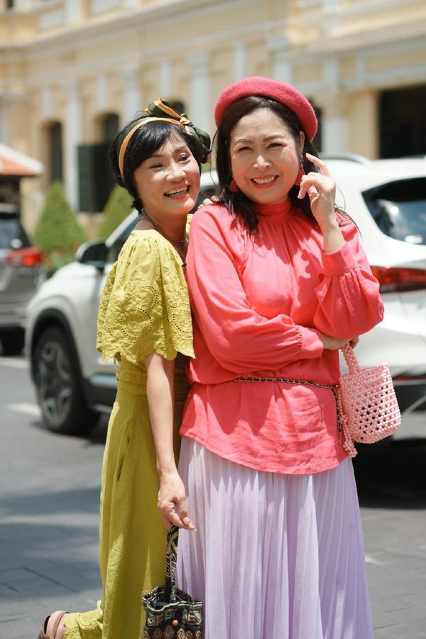 Giảm 14kg ngoạn mục, sau nửa năm, sắc vóc đời thực của NSND Hồng Vân thay đổi gây ngỡ ngàng-4