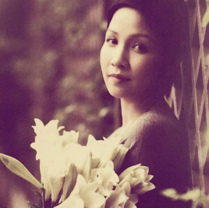 Nhan sắc chị đẹp Mỹ Linh thăng hạng theo năm tháng, chỉ có một điều duy nhất không đổi-4