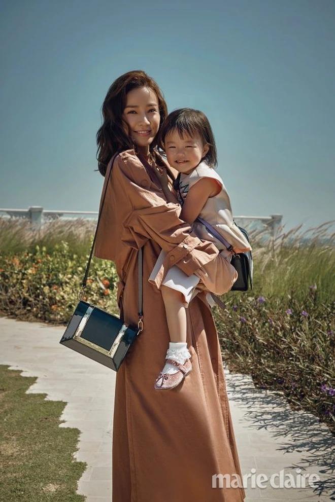 Con gái 8 tuổi kiểm tra điện thoại xem Kwon Sang Woo có ngoại tình không, vợ Á hậu phản ứng bất ngờ-7