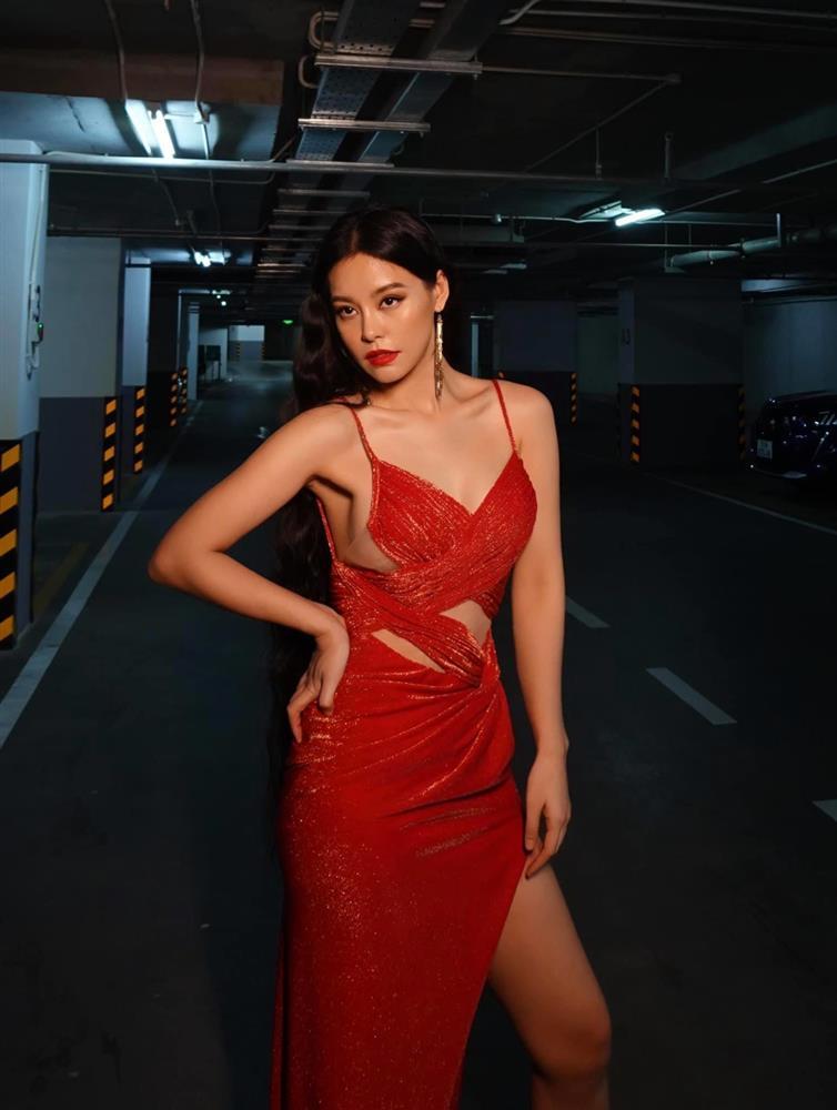 Bạn gái đạo diễn Nguyễn Quang Dũng mặc monokini quyến rũ nhất từ trước đến nay-8