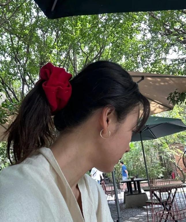 Nữ hoàng gợi cảm Lee Hyori mê cà phê vỉa hè khi tới Việt Nam-5