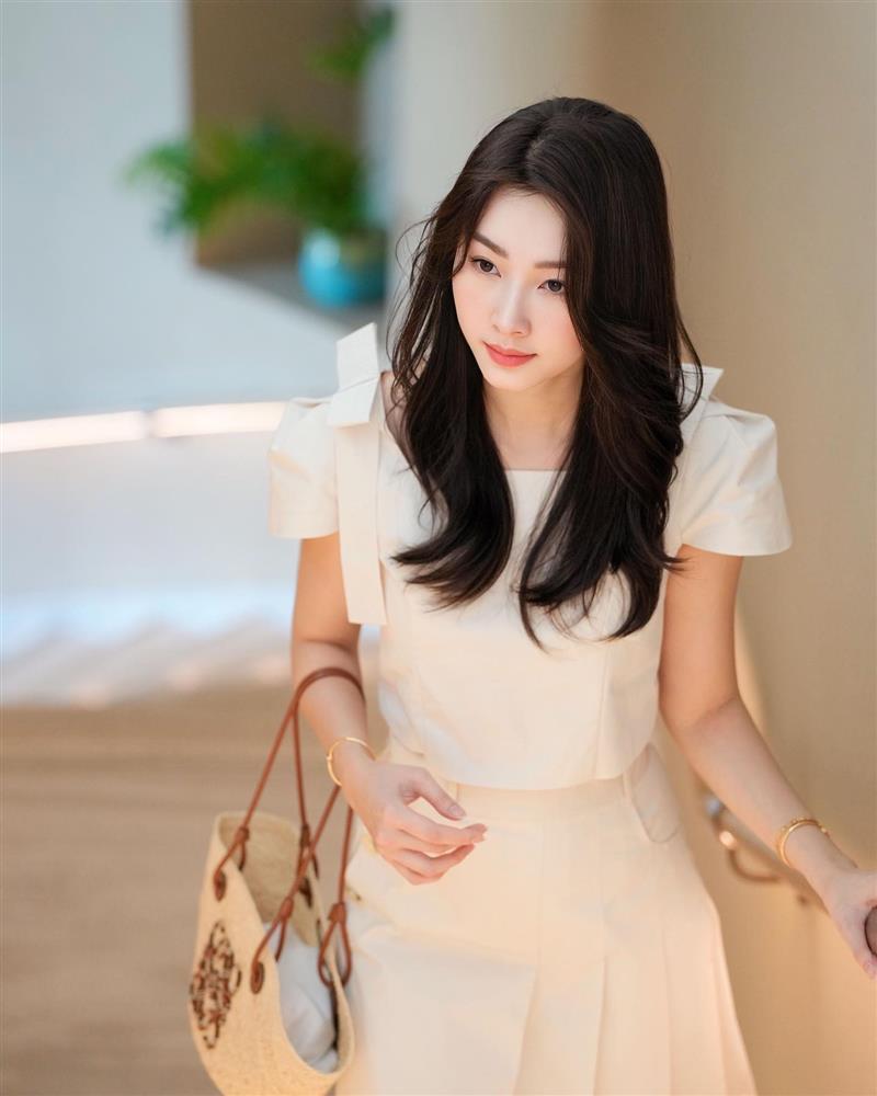 Tuổi 32, Hoa hậu Đặng Thu Thảo sống viên mãn bên chồng doanh nhân và 2 con-5