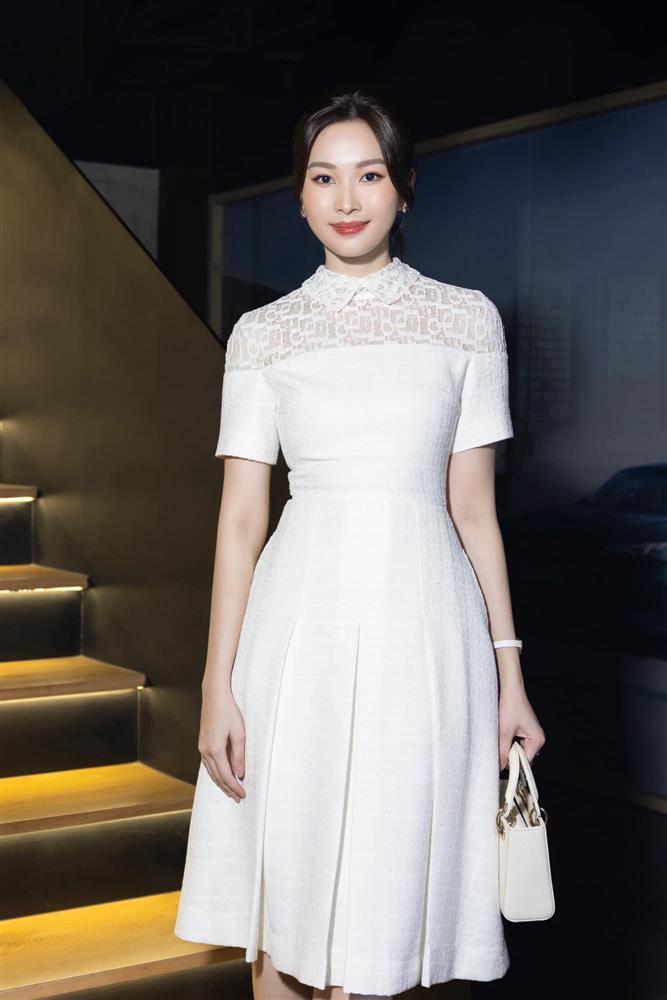 Tuổi 32, Hoa hậu Đặng Thu Thảo sống viên mãn bên chồng doanh nhân và 2 con-14