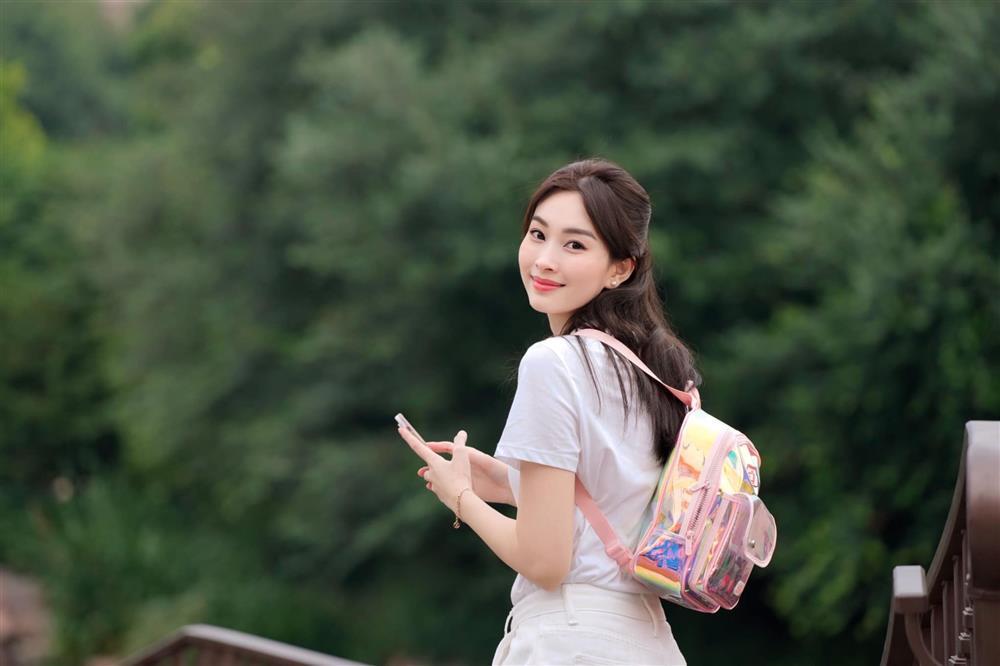 Tuổi 32, Hoa hậu Đặng Thu Thảo sống viên mãn bên chồng doanh nhân và 2 con-17