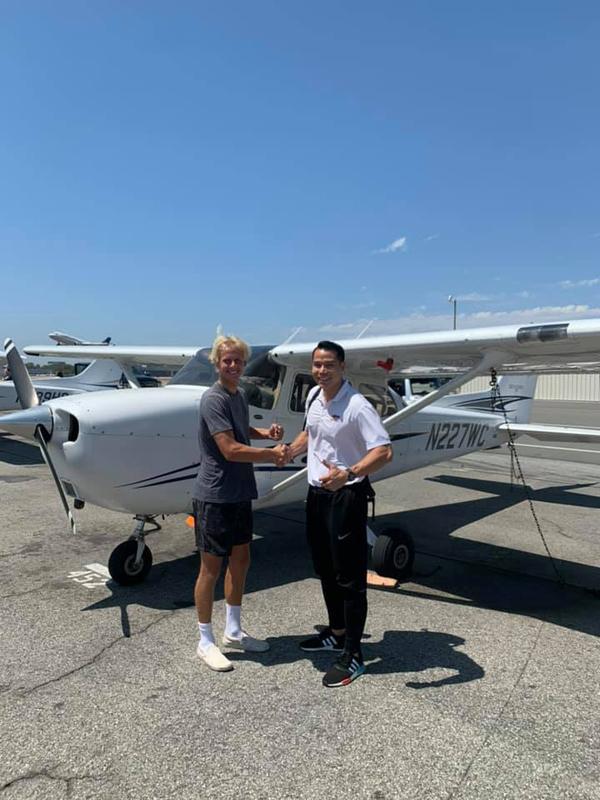 11 năm tự mất tích khỏi Vbiz, nam vương đầu tiên của Việt Nam giờ ở đâu và làm nghề gì?-4